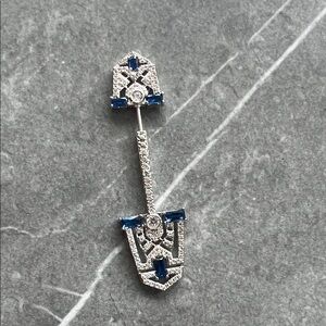 NWOT Single Art Deco Drop Earring